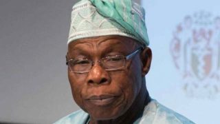 Beryl TV ex-president-olosegun-obasanjo-allegedly-flogs-woman-with-horse-whip-for-stealing-n160m-678x3811-1-320x180 Obasanjo allegedly flogs woman with horse whip over N160m ‘theft’ in  Ogun state News  